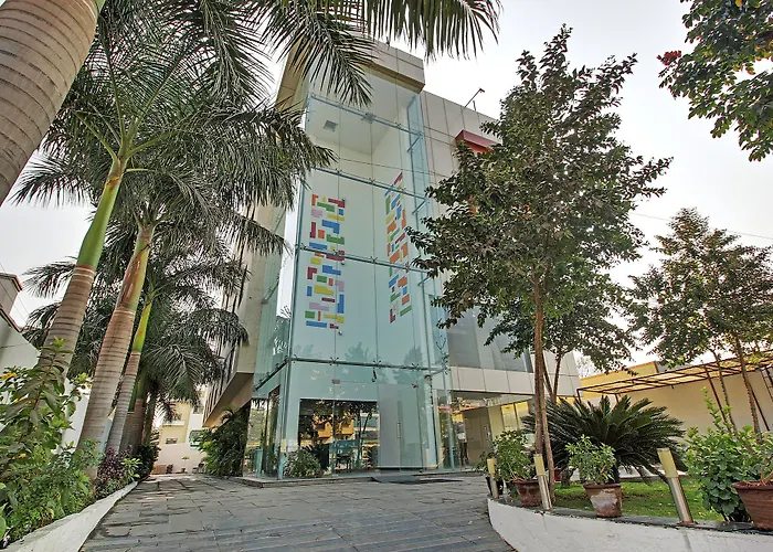 Hotel Sai Miracle