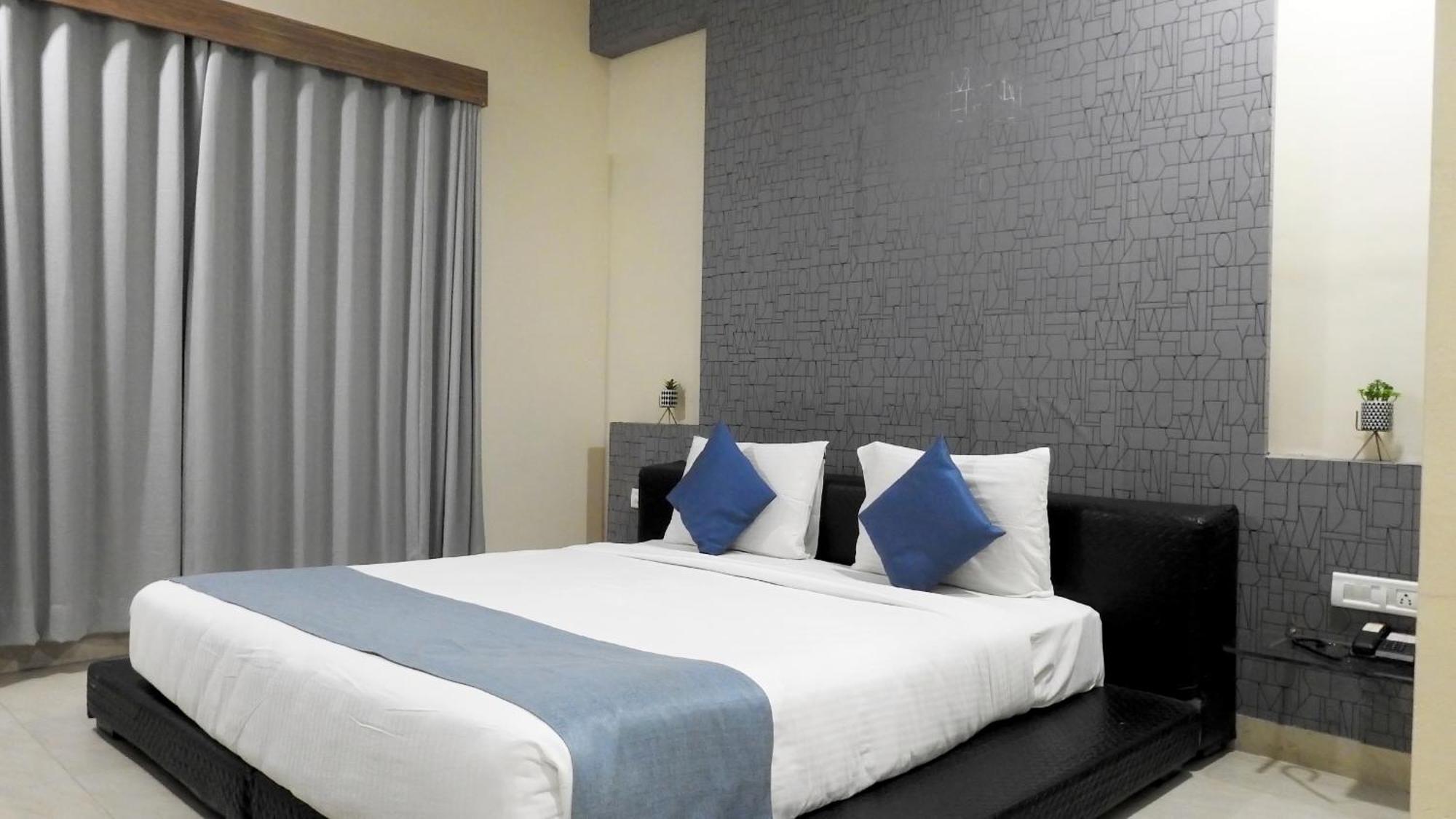 Hotel Sai Miracle Shirdi