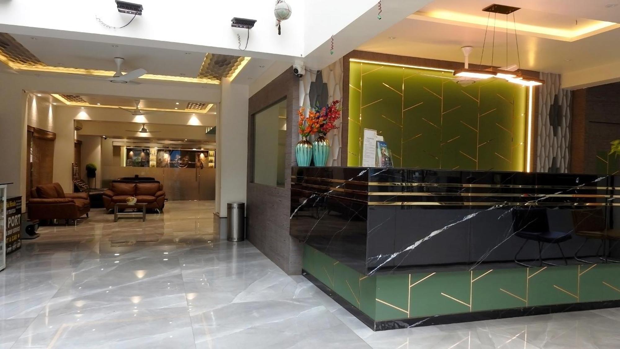 Hotel Sai Miracle 3*